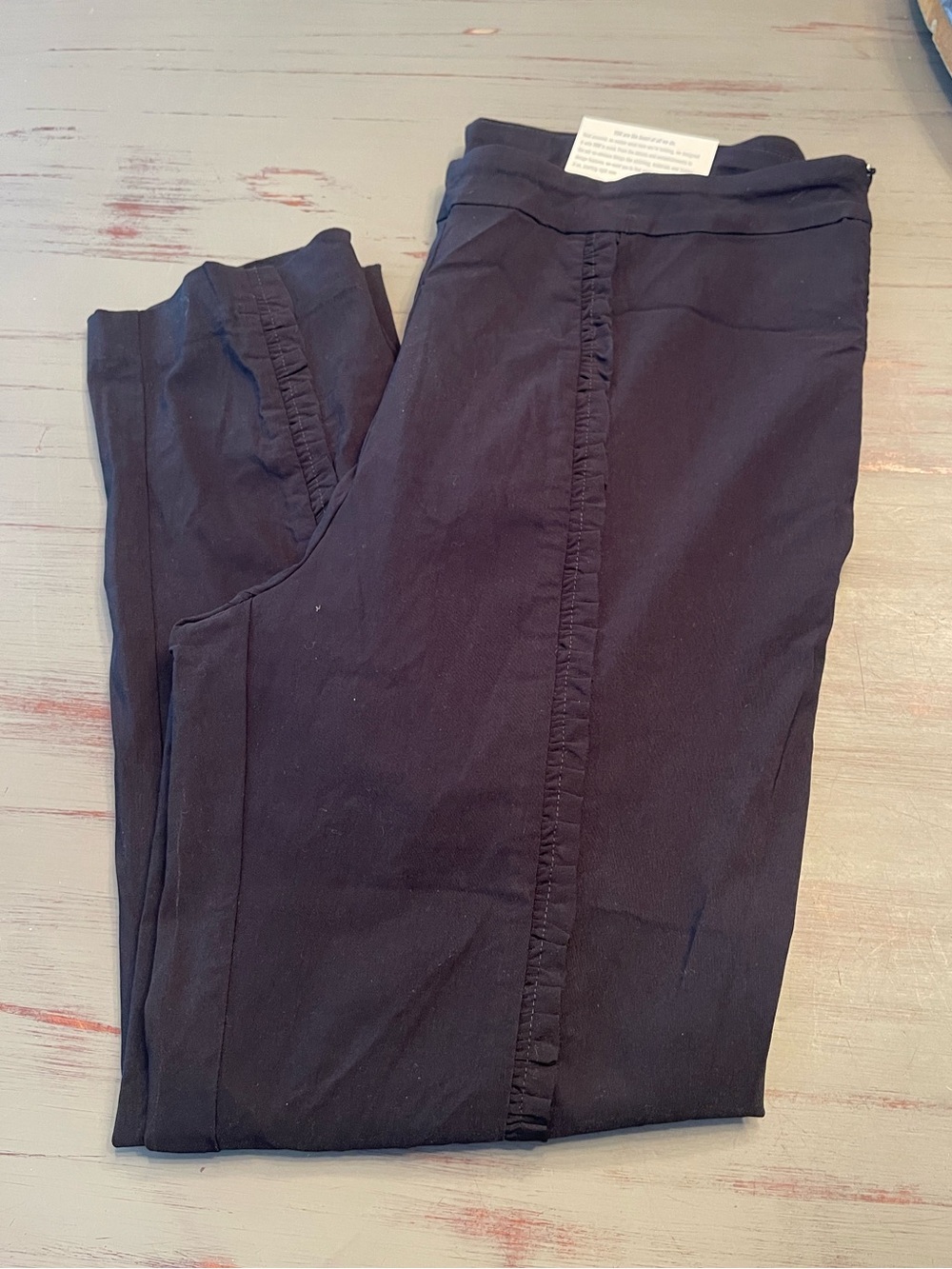 Soft Surroundings women’s PL (14-16) straight ankle pant with ruffle - Brand new